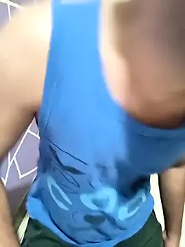 Snapshot of mehulsomm7 chatting on 11/08/25, 12:42 mehulsomm7 online show from 11/08/25, 12:42