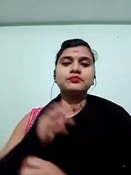 Kavya-Tiwari online show from 01/11/26, 07:32