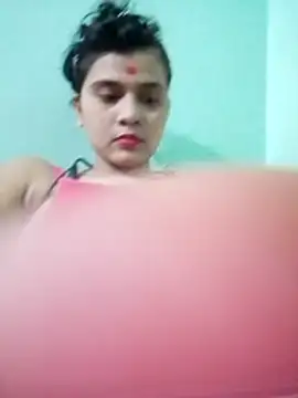 Kavya-Tiwari online show from 05/31/26, 06:09