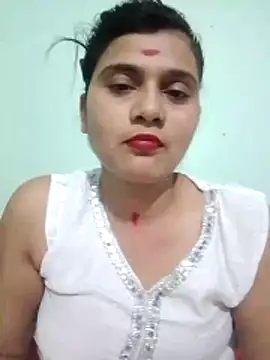 Kavya-Tiwari online show from 05/18/26, 05:29