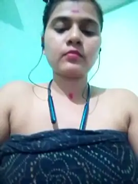 Kavya-Tiwari online show from 05/16/26, 12:20