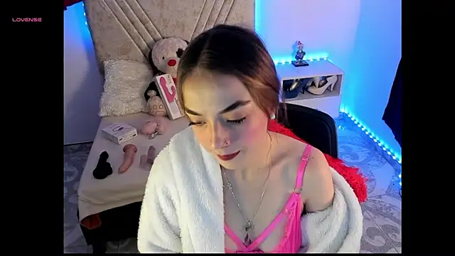 Mia Victoria22 online show from 05/09/26, 05:49