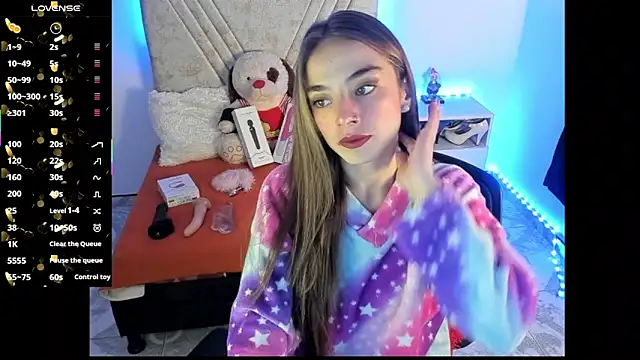 Snapshot of Mia_Victoria22 chatting on 06/09/26, 03:29 Mia Victoria22 online show from 06/09/26, 03:29