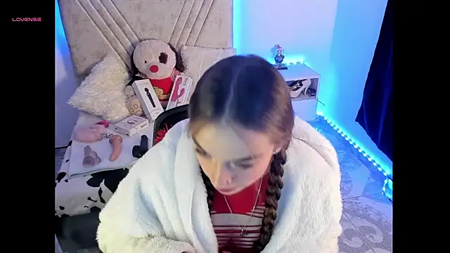 Mia Victoria22 online show from 04/22/26, 02:29
