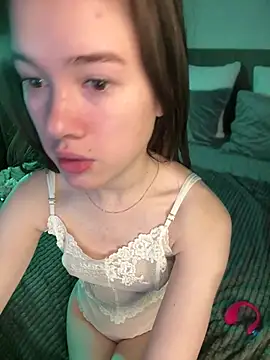 Snapshot of Marryme- chatting on 01/13/26, 01:48 Marryme- online show from 01/13/26, 01:48