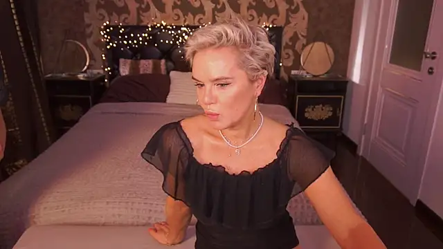 PleasureWeCouple online show from 04/10/26, 05:58