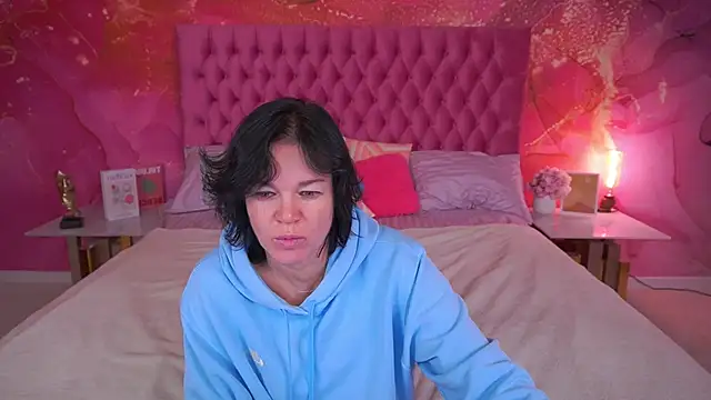 PleasureWeCouple online show from 09/30/25, 05:57