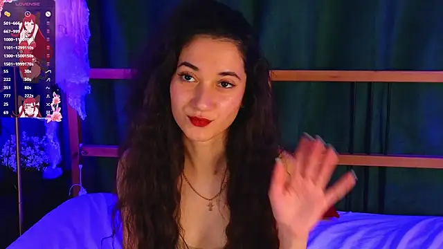 BettyMaldonado online show from 10/29/25, 09:08