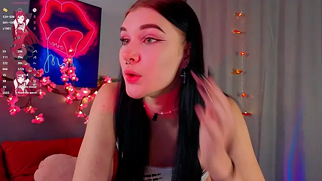 JenniferSullivan online show from 10/19/25, 10:23