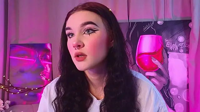 JenniferSullivan online show from 12/19/25, 11:07