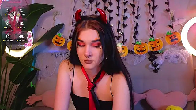 JenniferSullivan online show from 10/31/25, 07:43