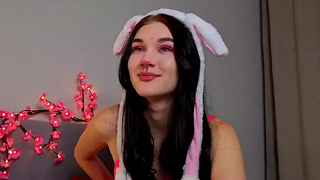 JenniferSullivan online show from 10/24/25, 09:25