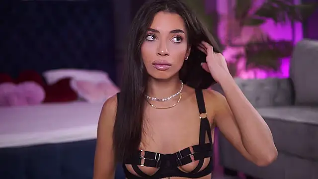 LalaRoze online show from 09/28/25, 06:59