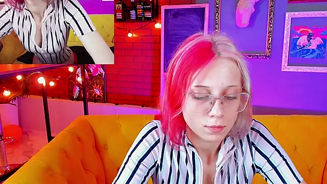 SakuraBliss online show from 09/24/25, 05:19