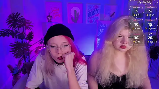 SakuraBliss online show from 09/23/25, 05:53
