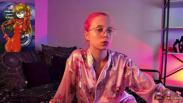 SakuraBliss online show from 10/05/25, 04:31