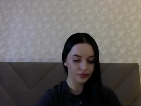 Snapshot of Lulii24 chatting on 09/25/25, 12:22 Lulii24 online show from 09/25/25, 12:22