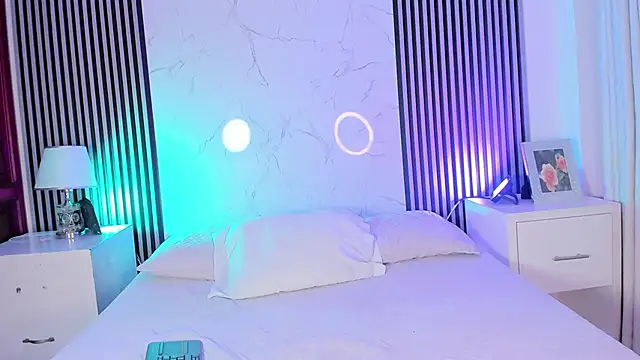 AdharaSweet1  online show from 09/22/25, 07:03