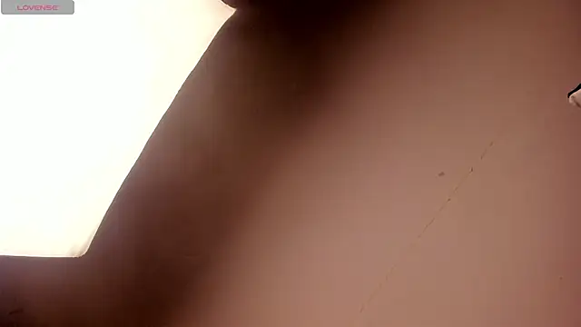 MadisonAnngel online show from 12/04/25, 07:57