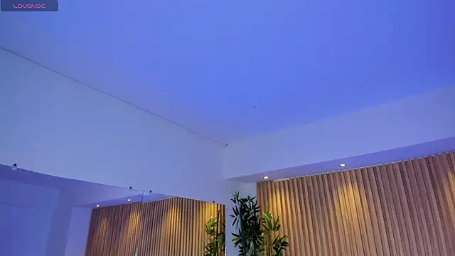 MadisonAnngel online show from 11/13/25, 08:35