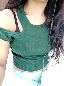 trending tamizhachii online show from 09/23/25, 01:56