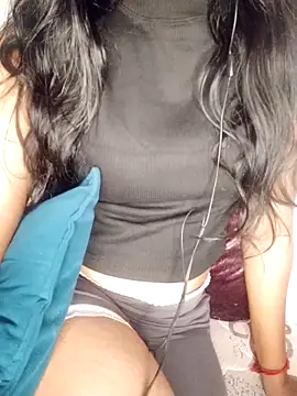 trending tamizhachii online show from 11/14/25, 06:44