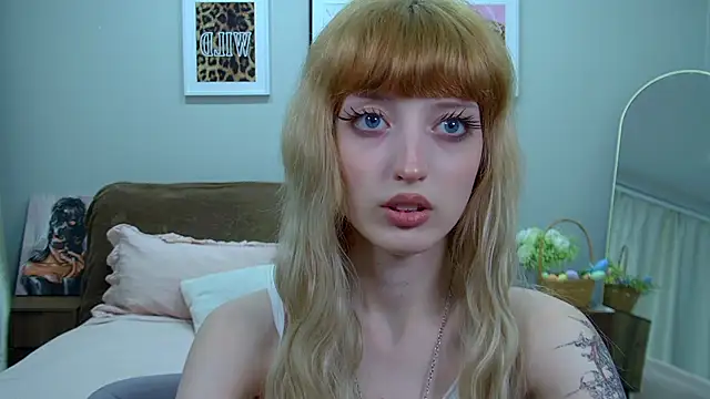 MistyMarlo online show from 04/18/26, 08:09