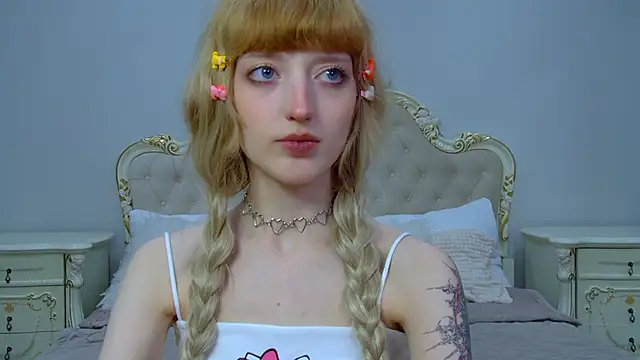 MistyMarlo online show from 04/19/26, 05:14