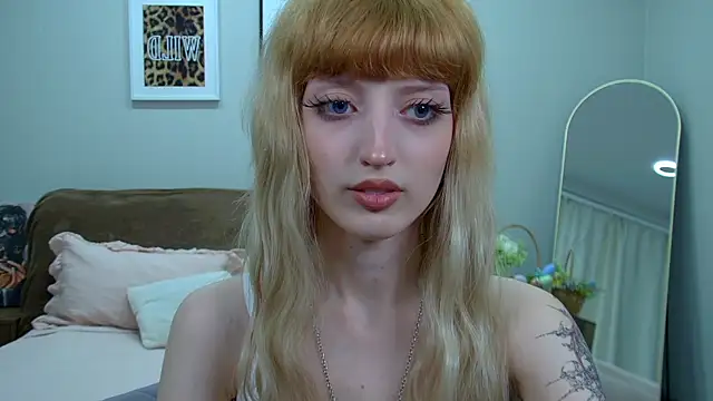 MistyMarlo online show from 04/18/26, 05:15