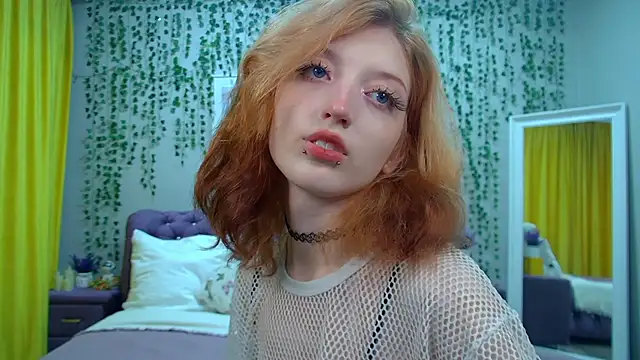 MistyMarlo online show from 10/09/25, 05:52