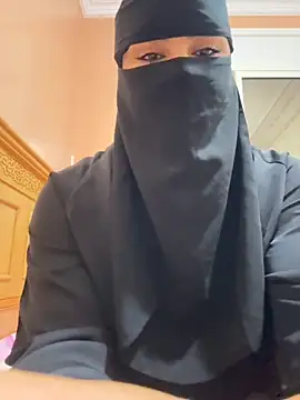  Laiali  online show from 09/27/25, 11:38