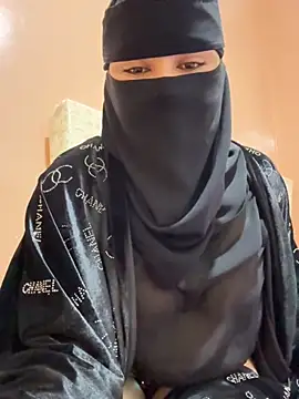  Laiali  online show from 11/27/25, 12:27