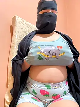  Laiali  online show from 11/25/25, 11:21