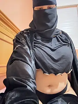  Laiali  online show from 10/10/25, 11:11