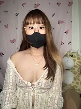 Meowyeuk6 online show from 11/08/25, 04:10