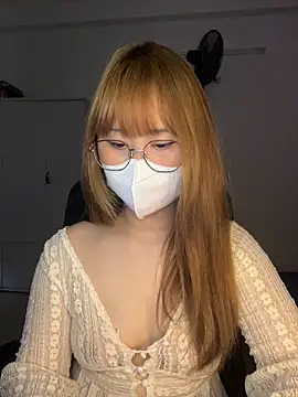 Meowyeuk6 online show from 03/05/26, 07:16