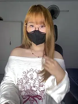 Meowyeuk6 online show from 03/16/26, 05:04