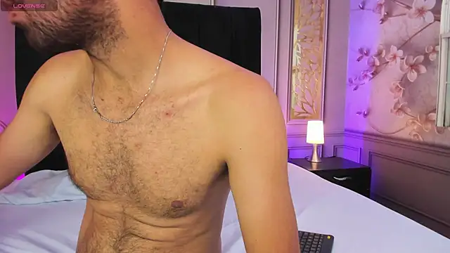 magnus serket online show from 11/03/25, 11:47