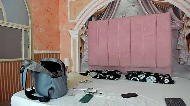 magnus serket online show from 11/07/25, 11:37