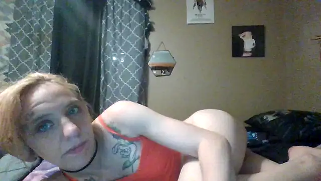 Snapshot of flavi1996 chatting on 10/06/25, 05:57 flavi1996 online show from 10/06/25, 05:57