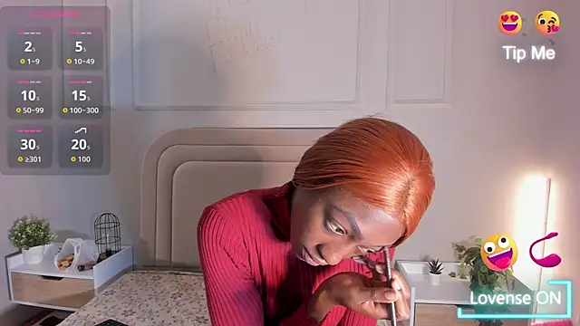 Anamonrroe online show from 10/06/25, 11:55