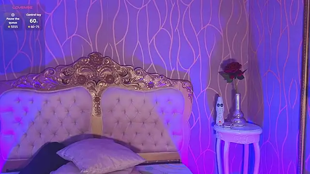 Anamonrroe online show from 04/07/26, 08:10