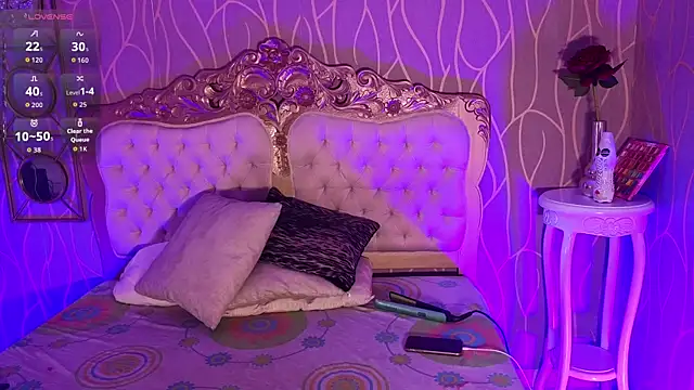 Anamonrroe online show from 04/11/26, 09:18