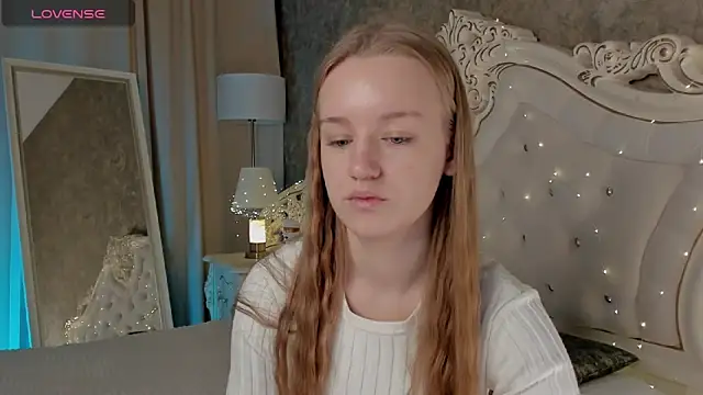 Lucy Shaw online show from 10/08/25, 06:26