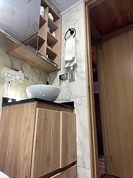 istthalexa online show from 04/09/26, 04:35