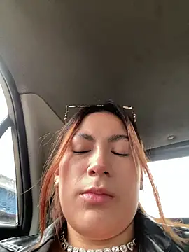 MacarenaRosse online show from 12/04/25, 07:57