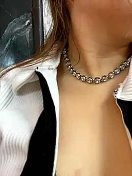 MacarenaRosse online show from 11/09/25, 06:23