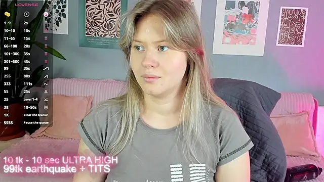 Snapshot of marmelana199 chatting on 04/07/26, 07:32 marmelana199 online show from 04/07/26, 07:32