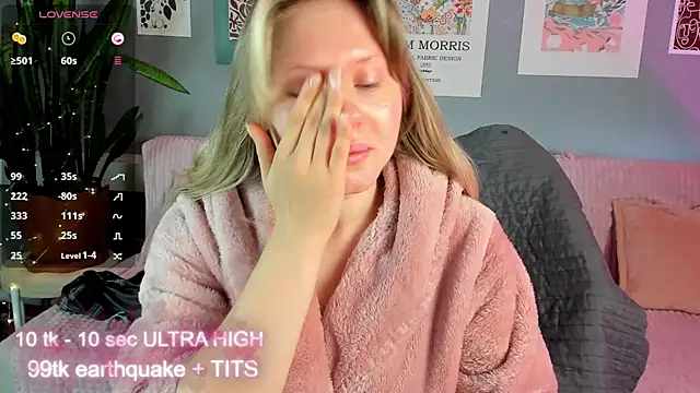 Snapshot of marmelana199 chatting on 03/08/26, 04:05 marmelana199 online show from 03/08/26, 04:05