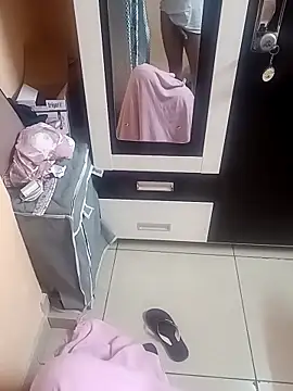 Snapshot of lust_lovee chatting on 11/03/25, 06:55 lust lovee online show from 11/03/25, 06:55